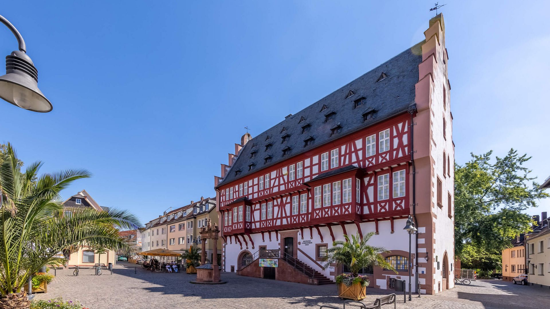 Deutsches Goldschmiedehaus am Altstädter Markt in Hanau